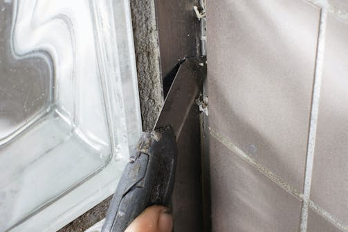 Fjerne silikonfuge Fjerne silikonfuge